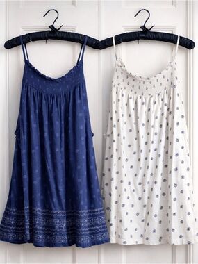 Old Navy Tank Top Bundle XL Blue White Smocked Flowy Boho Cami Set